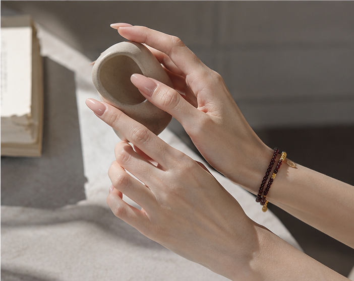 hand_model_05_two_hands.png